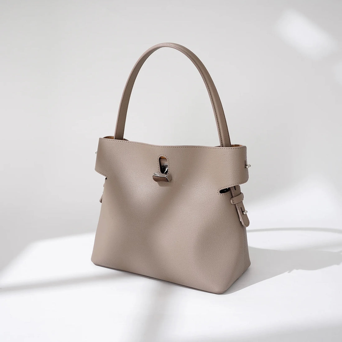 Beige Epsom Leather Bucket Tote 2026