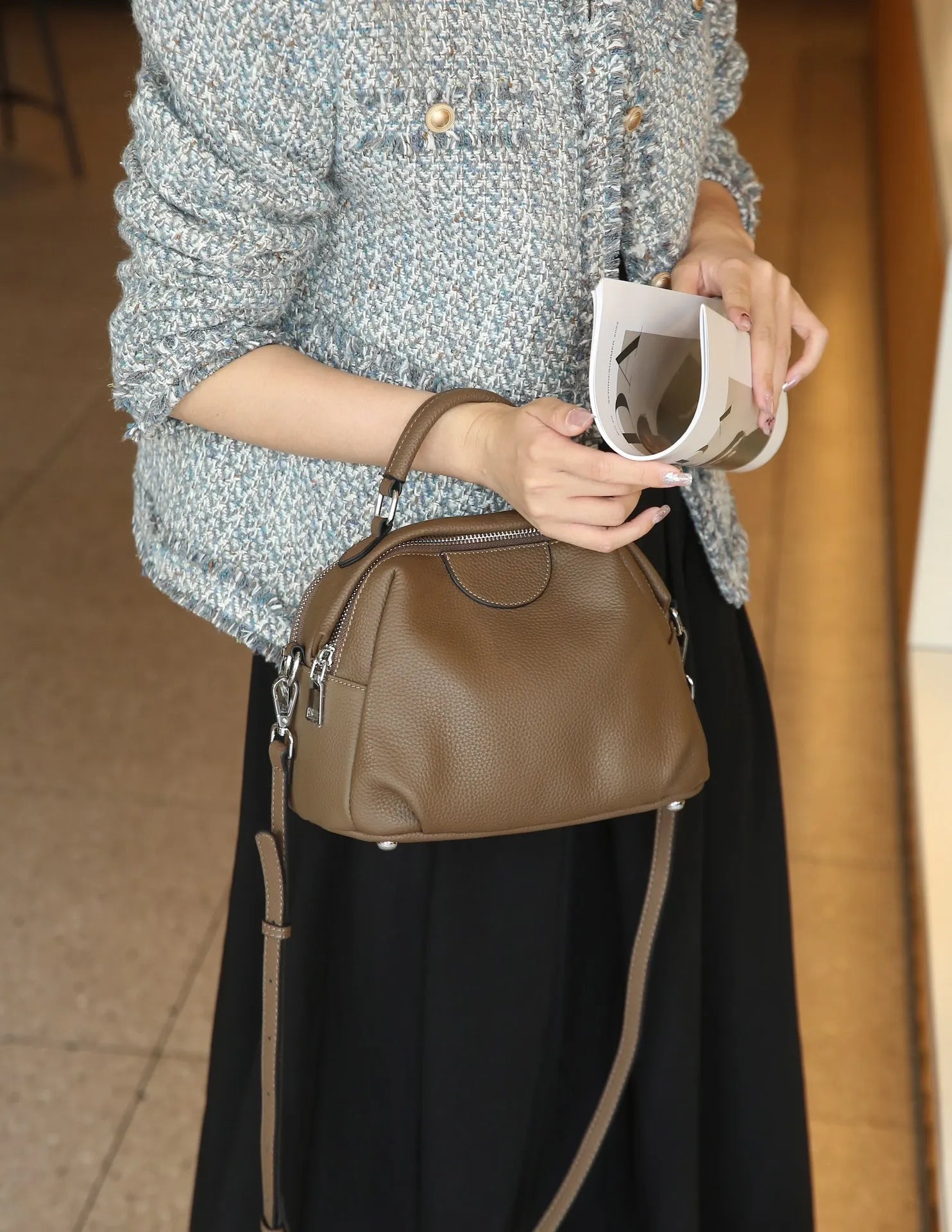 Apple Bucket Tote - Grey Coffee