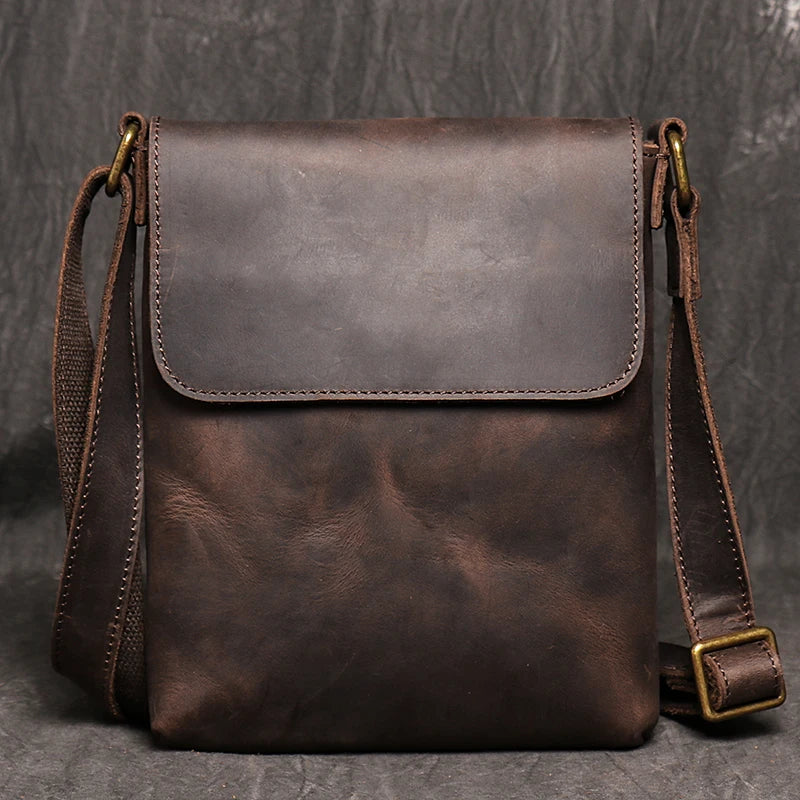 Leather Crossbody Bag – Compact Messenger with Adjustable Strap