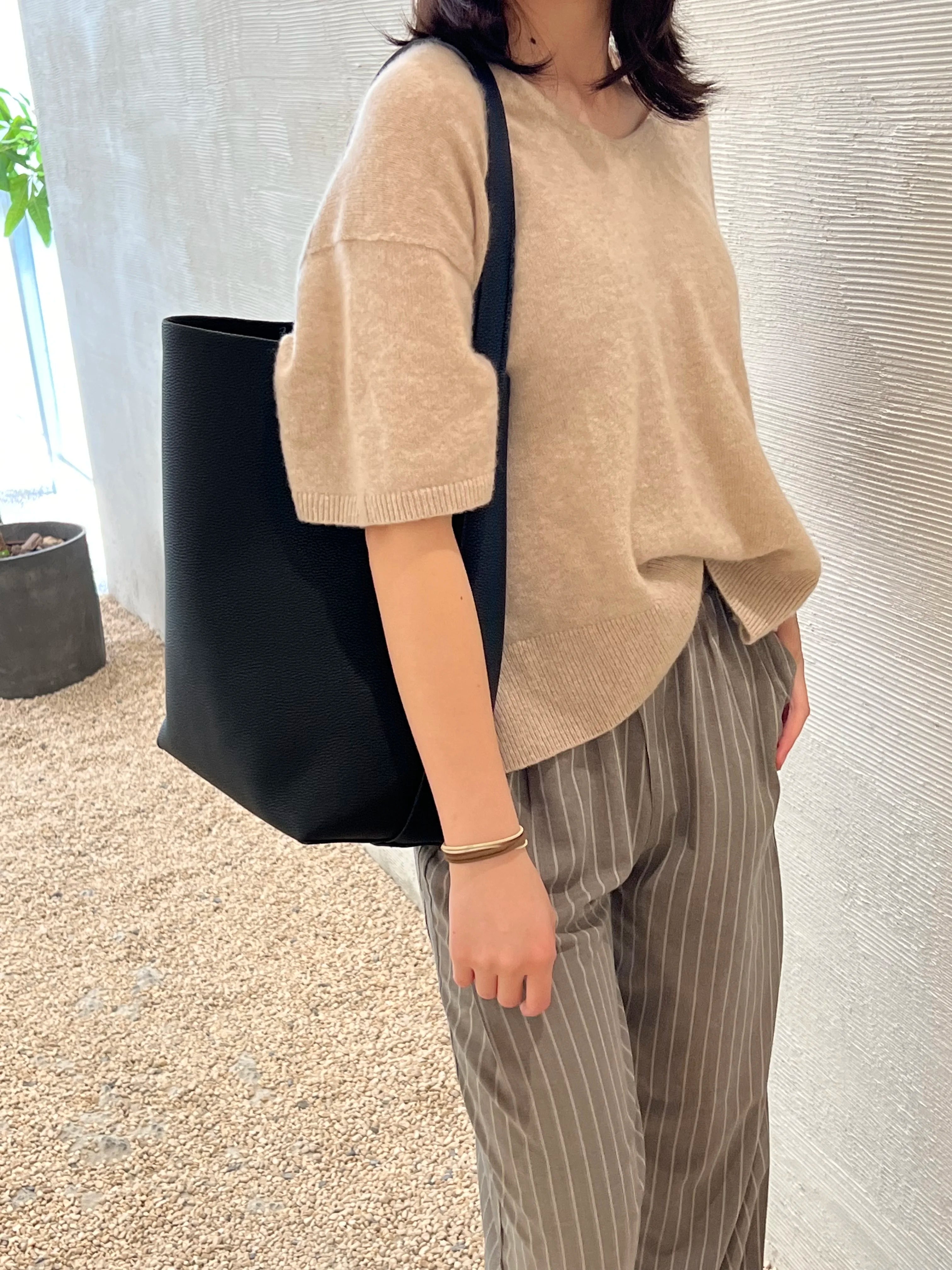 Black Leather Bucket Tote - Small | KQ Premium